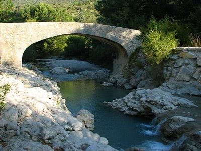 Résultat de recherche: Pont sur le Toulourenc
