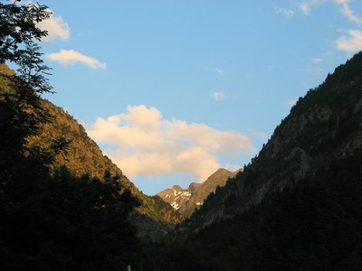 Résultat de recherche: Le pic d'Ouxis