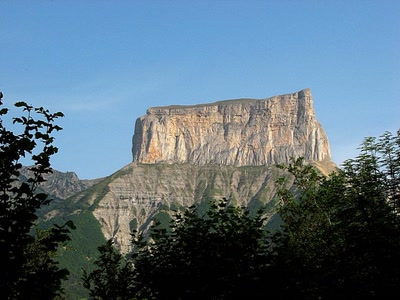 Résultat de recherche: Le Mont Aiguille