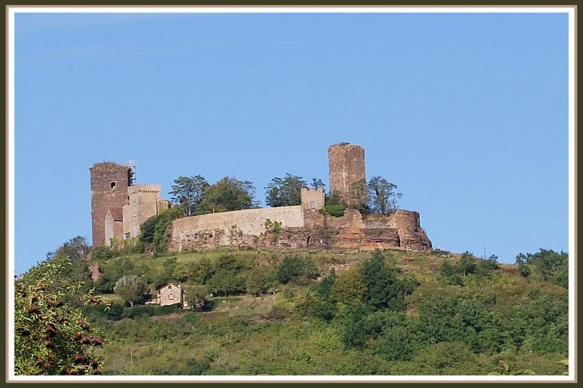 Saint-Céré (46) - Les tours de St-Laurent