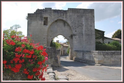 Résultat de recherche: Saint-Emilion (33) Porte Brunet