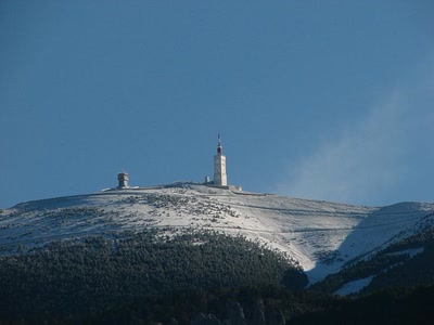 Résultat de recherche: Premiére neige sur le Mt Ventoux