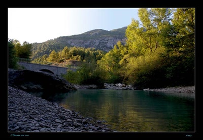 Œuvre de Weez69: L'ouvèze un soir d'été