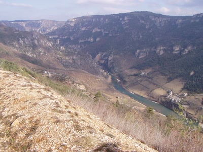 Résultat de recherche: vers les vignes