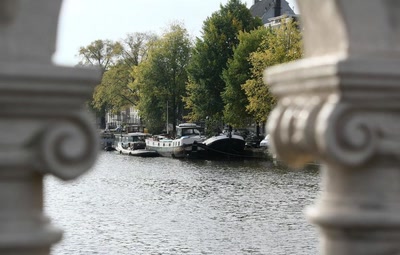 Résultat de recherche: Amsterdam (10) A travers le joli pont