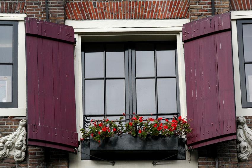 Amsterdam (18) Fenêtre d'immeuble