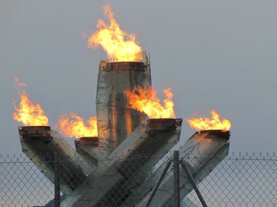 Œuvre de Alle: La flamme olympique de Vanvcouver 2010