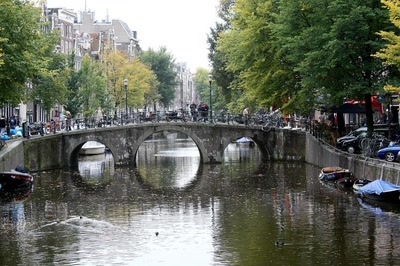 Résultat de recherche: Amsterdam (27) Pont à trois arches