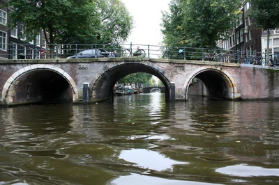 Résultat de recherche: Amsterdam (36) Enfilade de ponts