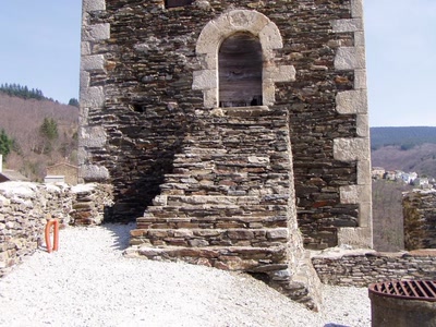 Résultat de recherche: chateau feodal