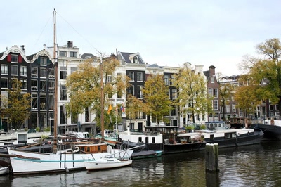 Résultat de recherche: Amsterdam (75) Bateaux... Maisons...