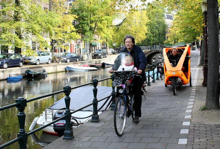 Amsterdam (85) Il est heureux le petit !