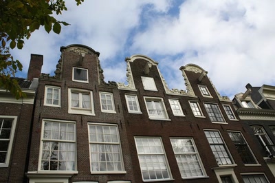 Résultat de recherche: Amsterdam (81) Bel ensemble