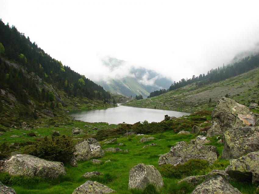 le lac de Suyen ( hautes Pyrénées