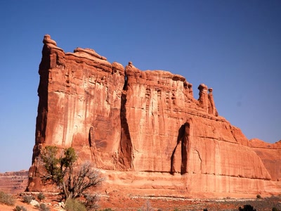 Résultat de recherche: monstre rocheux