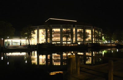 Résultat de recherche: Amsterdam (112) La nuit...