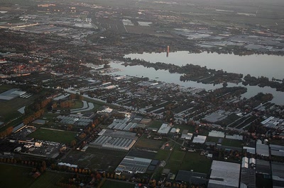 Œuvre de rami68: Amsterdam (135) Banlieu