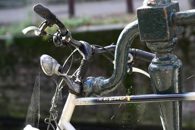 Résultat de recherche: Amsterdam (149) Les vélos : Longue pause