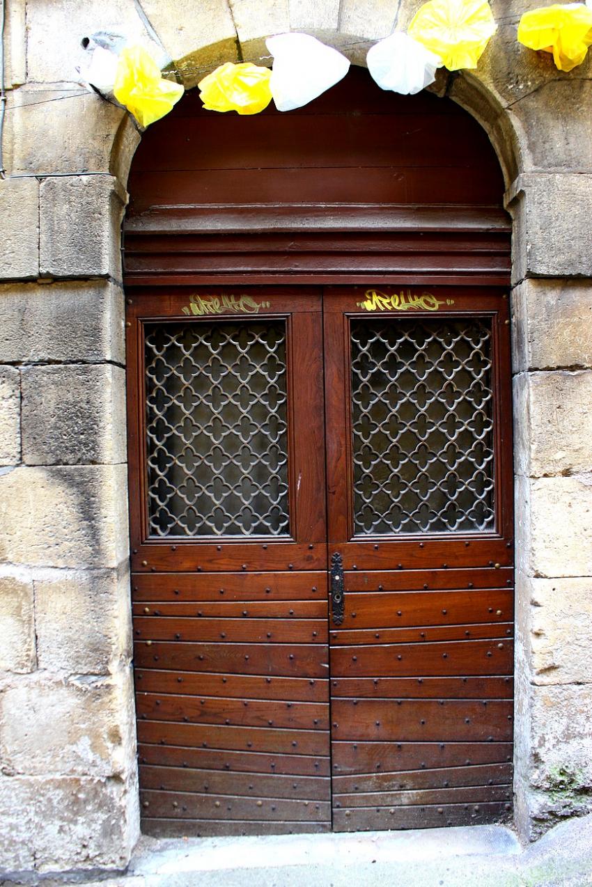 Portes (34) :  Dans le Périgord, à Montignac (11)