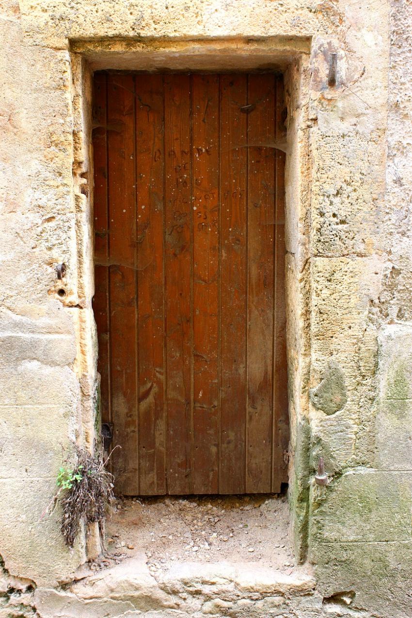 Portes (42) : Dans le Périgord (19)