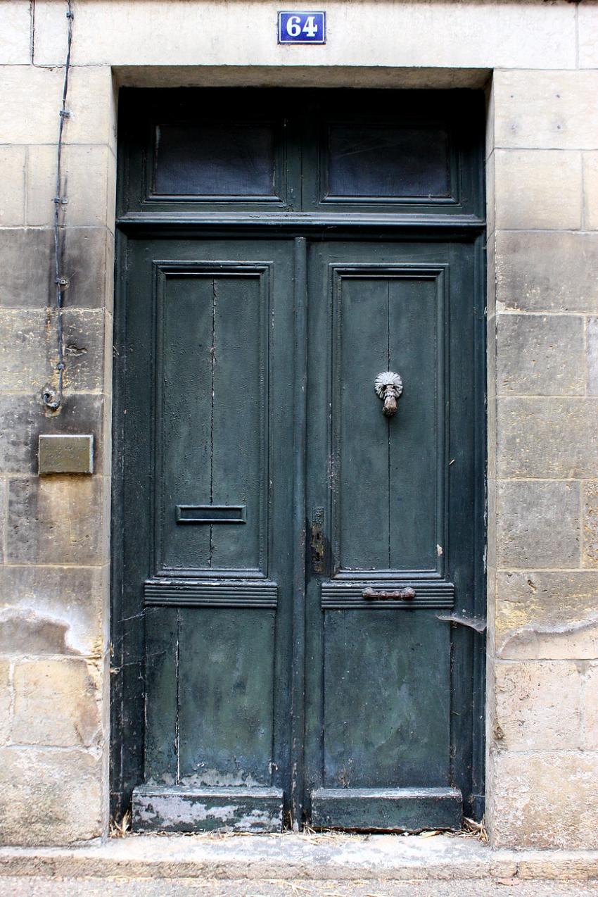 Portes (61) :  Dans le Périgord, à Montignac (38)