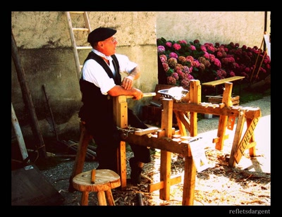 petit atelier de fabrication d'échelles