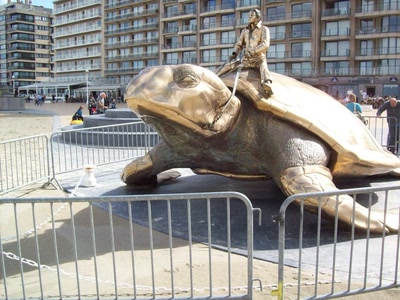 Œuvre de marin: tortue geante