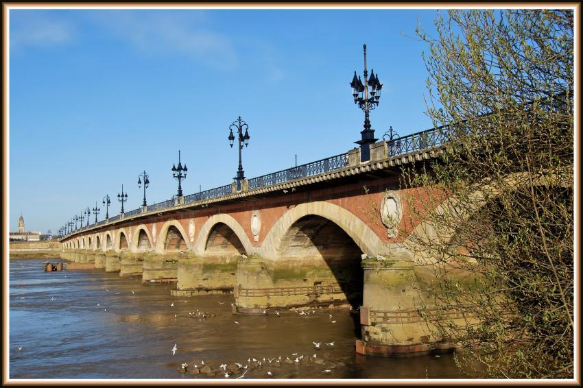 Bordeaux - Le pont de pierres
