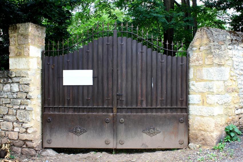Portes (175) : Dans le Périgord à Montignac (152)