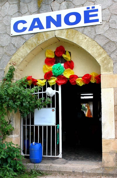 Portes (177) : Dans le Périgord à Montignac (154)