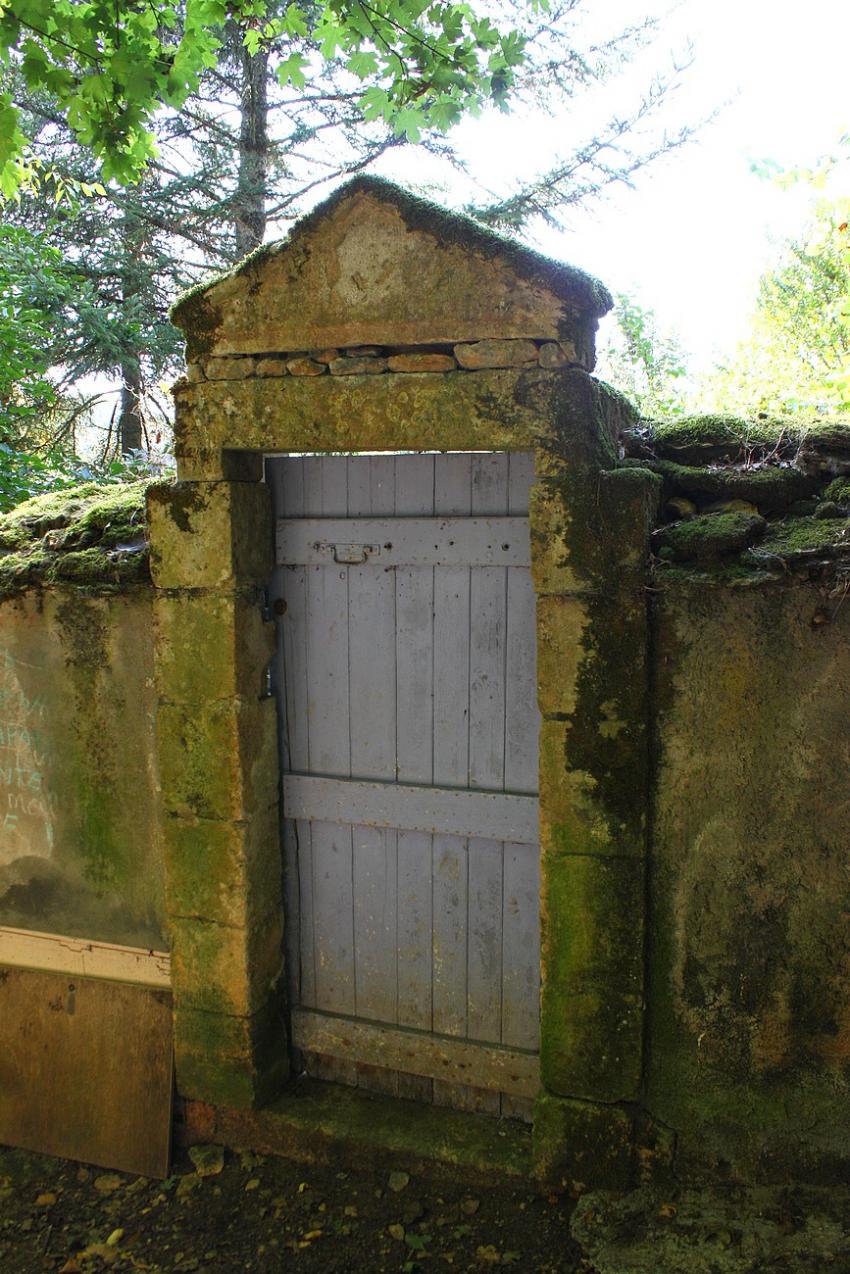 Portes (187) : Dans le Périgord à Montignac (164)