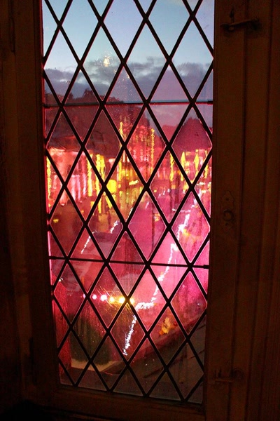 Résultat de recherche: Le marché de Noël de Mulhouse à travers un vitrail