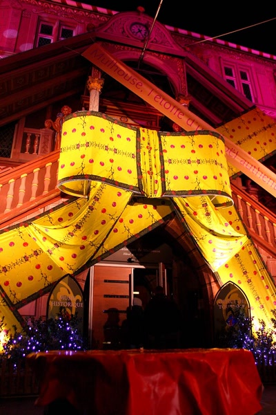 Résultat de recherche: L'Hôtel de Ville et son noeud