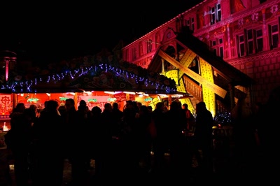 Résultat de recherche: On discute... On boit... Du vin chaud...