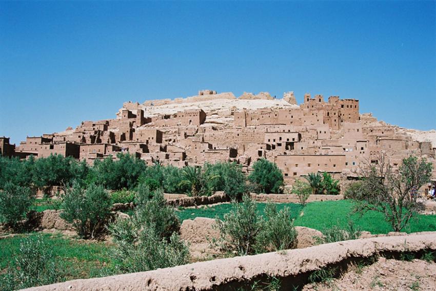 Aux Portes du Désert