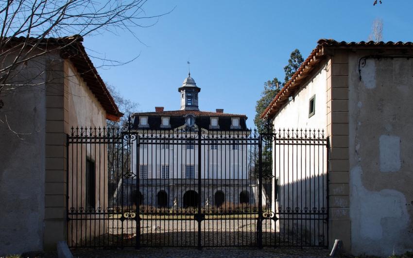 chateau de Beauvoir a Arthun ; loire 42