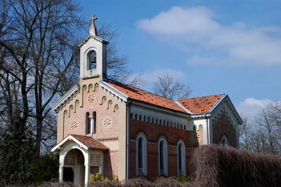 Résultat de recherche: Chapelle du chateau de Sourcieux ,Loire 42