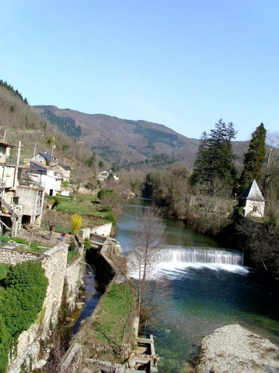 Résultat de recherche: st jean de bruel