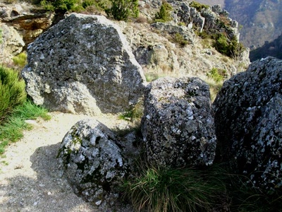 Résultat de recherche: petite montagne