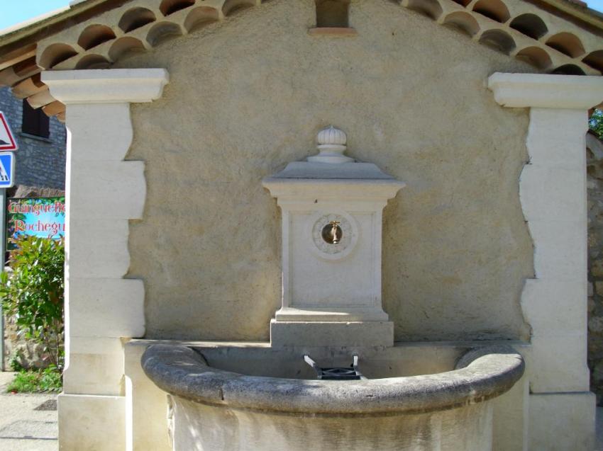 village de rochegude