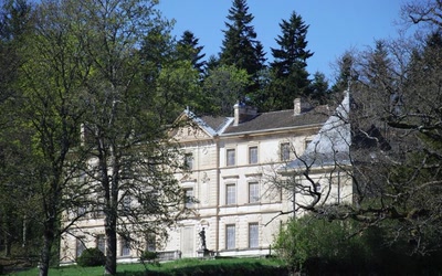 Résultat de recherche: chateau de Villechaize ,Loire 42