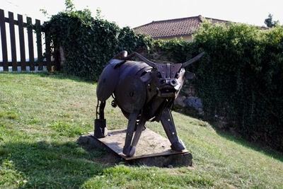 Œuvre de merlin42: Taureau a Grezolles ,Loire 42