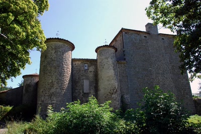 Résultat de recherche: chateau de Marandiere .Loire 42