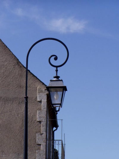 Résultat de recherche: lampadaire de st urcize