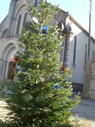 Résultat de recherche: sapin du village de brassac