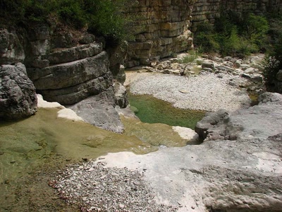Le Toulourenc  ( torrent du Ventoux )