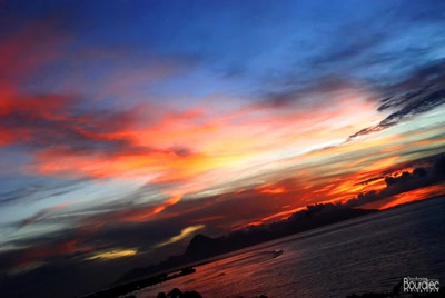 Œuvre de stephanie.bourdiec: Moorea's sunset