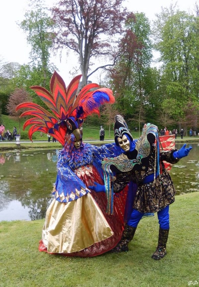 Annevoie : son château, ses jardins, ses costumés 
